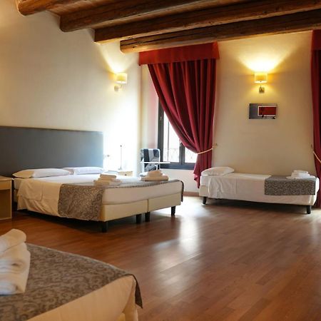 Honey Rooms Ferrara Zewnętrze zdjęcie
