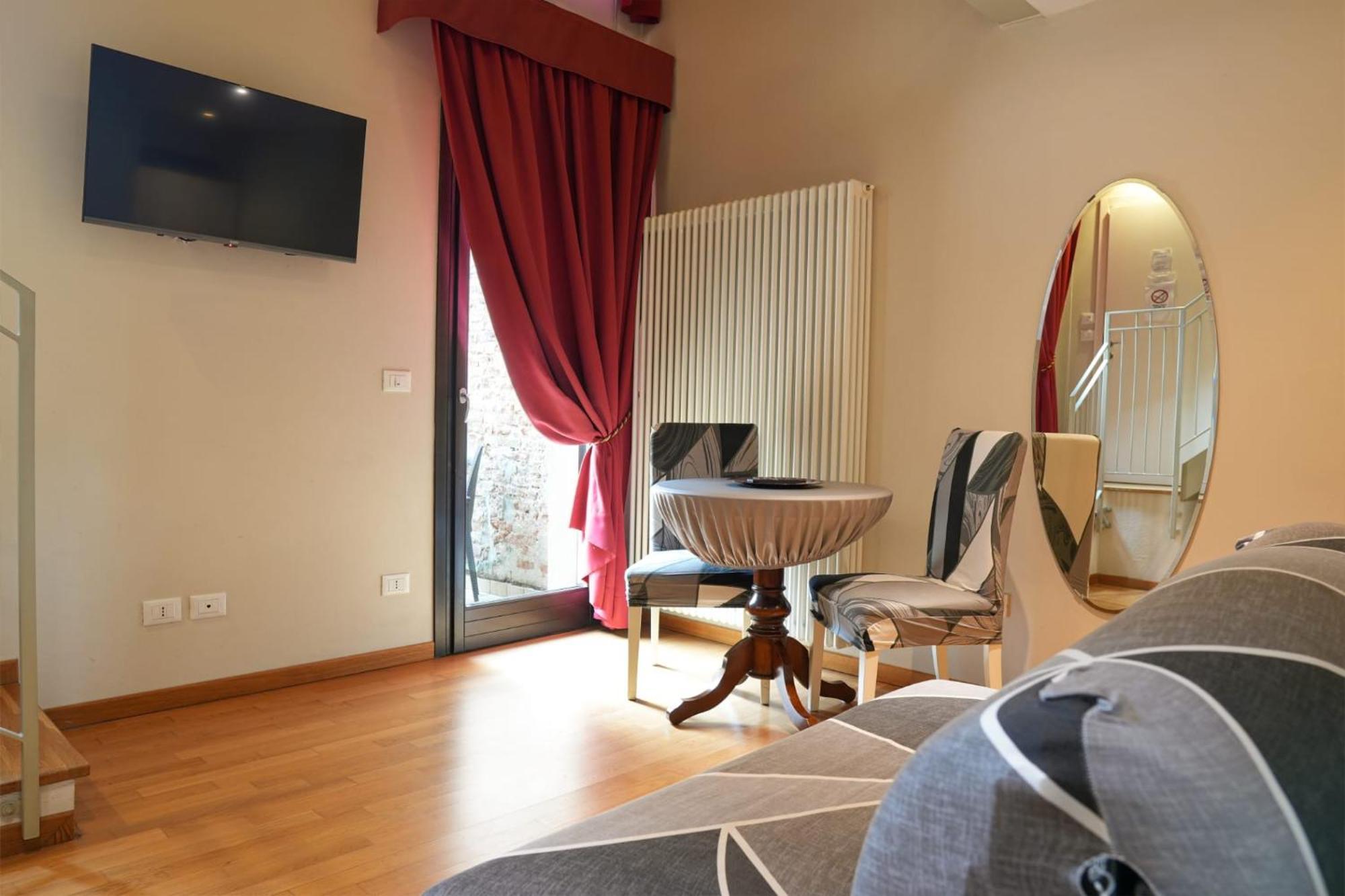 Honey Rooms Ferrara Zewnętrze zdjęcie