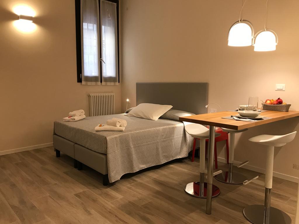 Honey Rooms Ferrara Zewnętrze zdjęcie